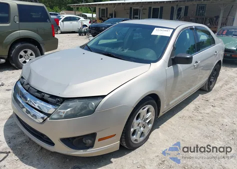 2010 Ford Fusion Se z USA, uszkodzony, nr VIN 3FAHP0HA9AR251814